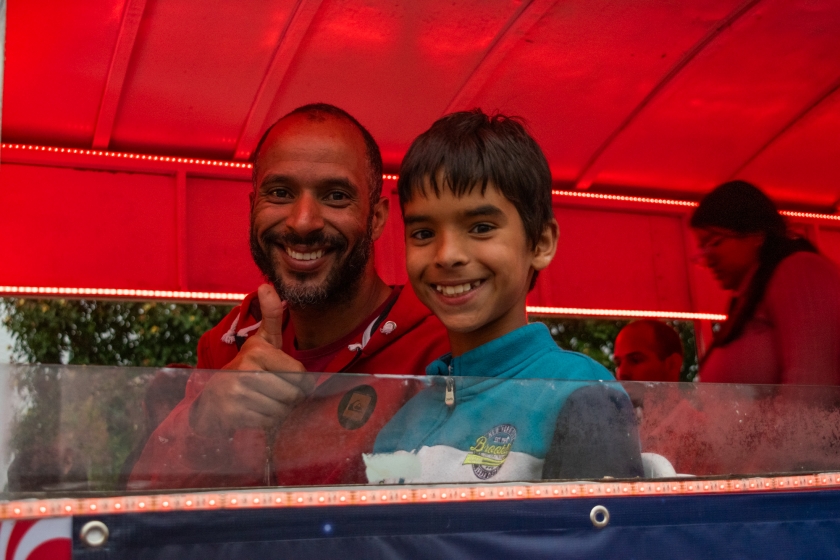 Segundo dia da Programação de Natal encanta moradores do Santa Mônica e Vila Rosa